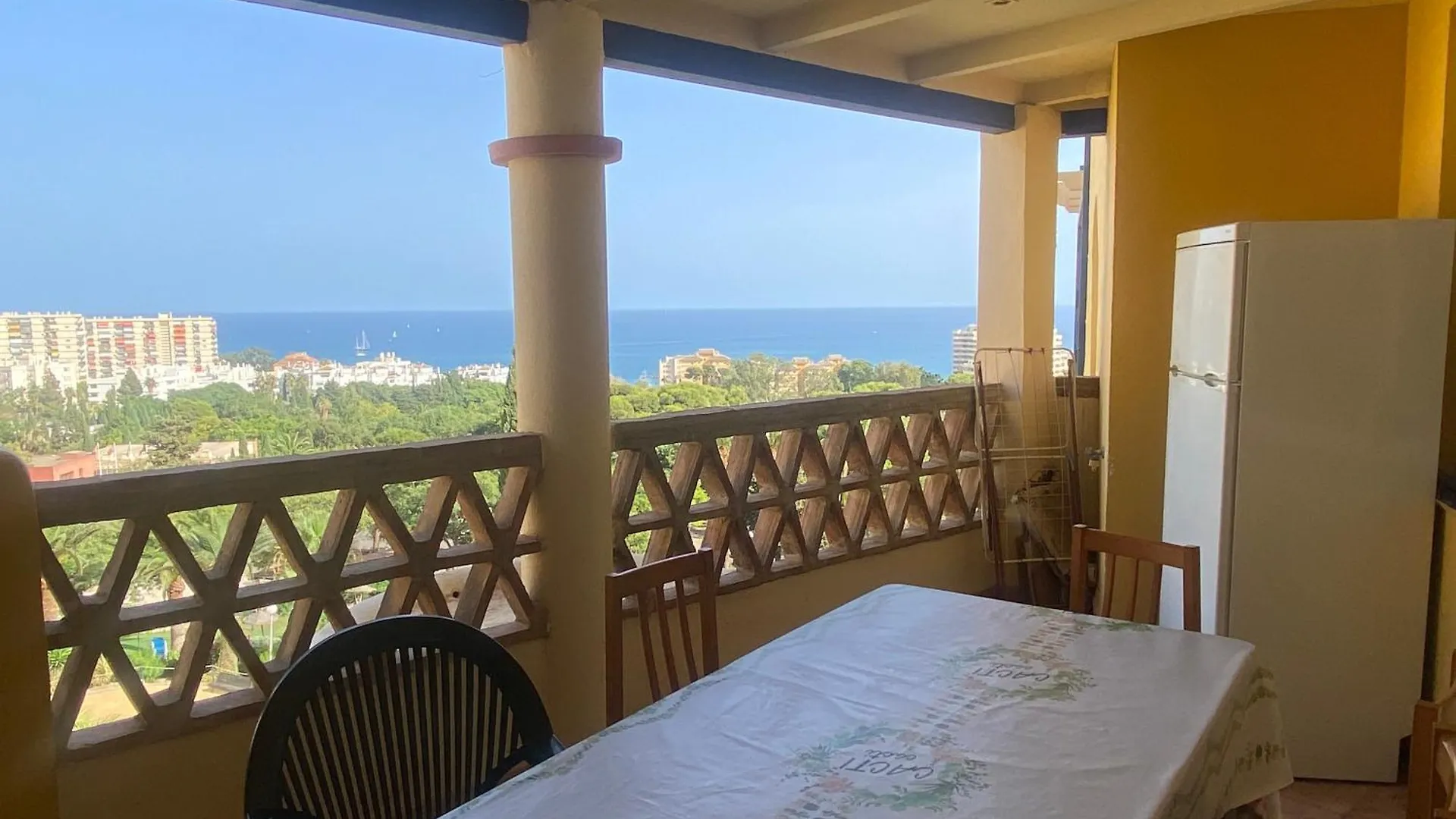 Vistas Al Mar Y Parque De La Paloma, A/C Apartment Arroyo De La Miel 0*,