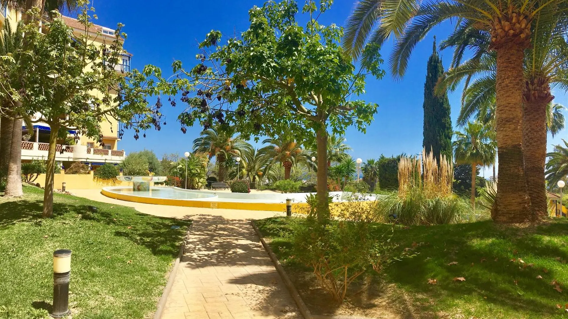 Vistas Al Mar Y Parque De La Paloma, A/C Apartment Arroyo De La Miel