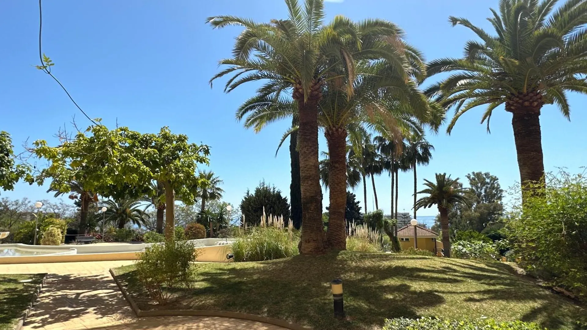 Vistas Al Mar Y Parque De La Paloma, A/C Apartment Arroyo De La Miel