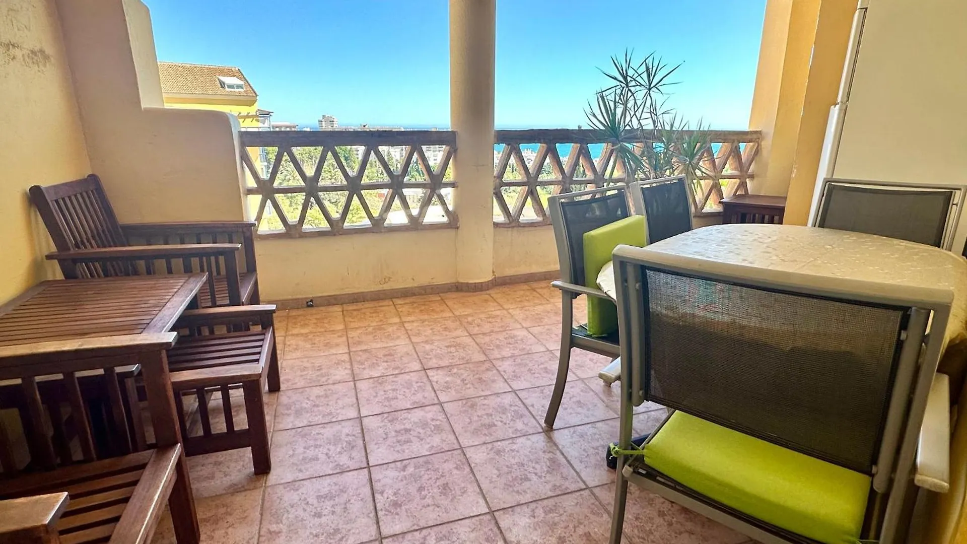 Vistas Al Mar Y Parque De La Paloma, A/C Apartment Arroyo De La Miel Spain