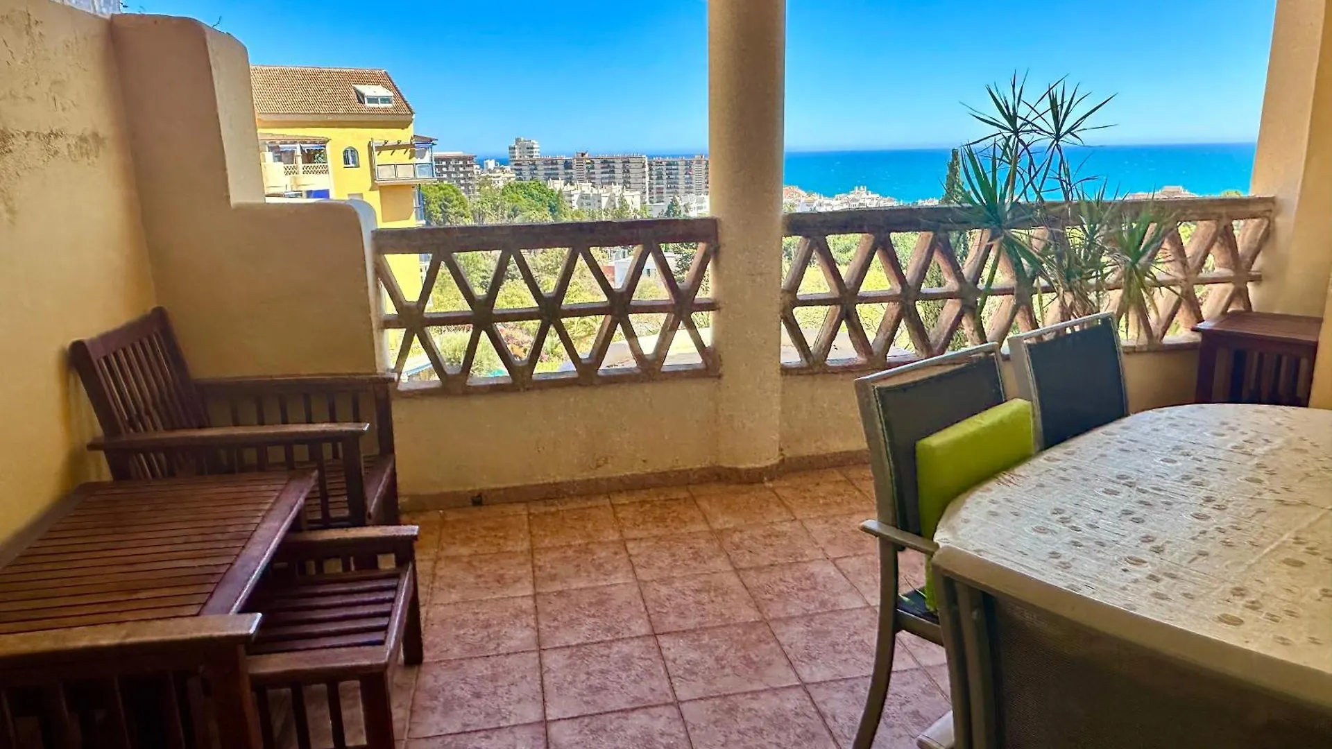 Vistas Al Mar Y Parque De La Paloma, A/C Apartment Arroyo De La Miel 0*,